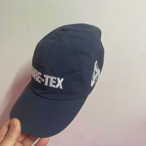 팔라스 고어텍스 6패널 캡 네이비 색상