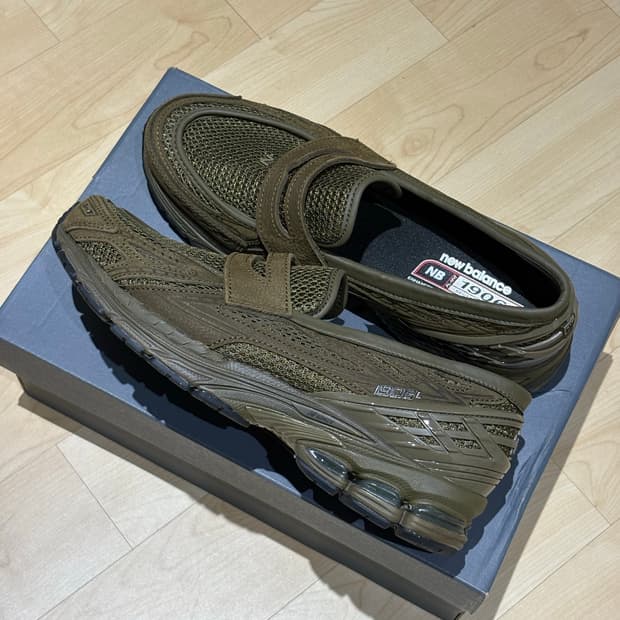 뉴발란스 1906L 카키색 uk10 (285-290)