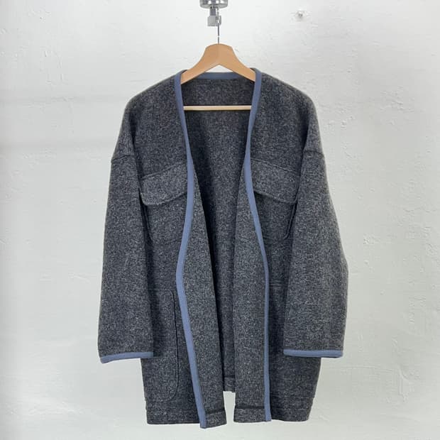 주카 믹스 블루 더플 와타 슬라이버 니트 코트 자켓