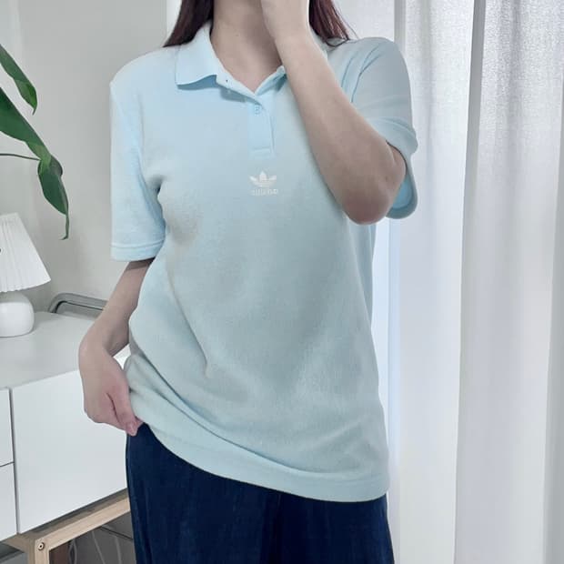 아디다스 베이비블루 중앙트레포일 타올소재 반팔카라티  [ S ]