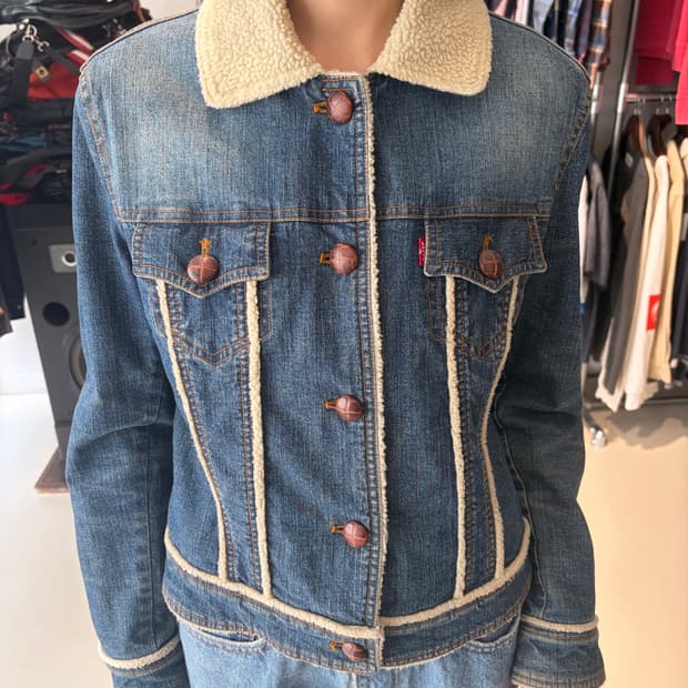 Levi’s 셰르파 라이닝 데님 트러커 자켓