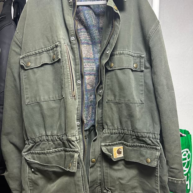 칼하트 초어자켓