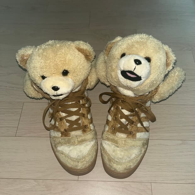 아디다스 제레미스캇 테디베어 245