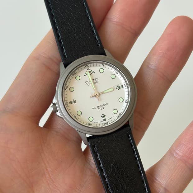 1980s Black Field Quartz
