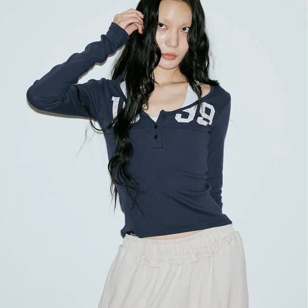 미스테리어스호텔 1999 BUTTON SLEEVE 