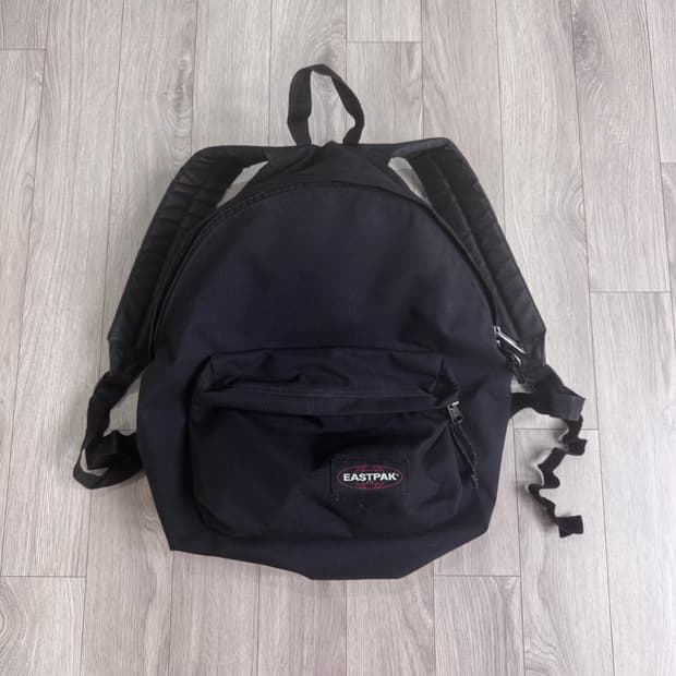 이스트팩 어센틱 패디드파커 백팩