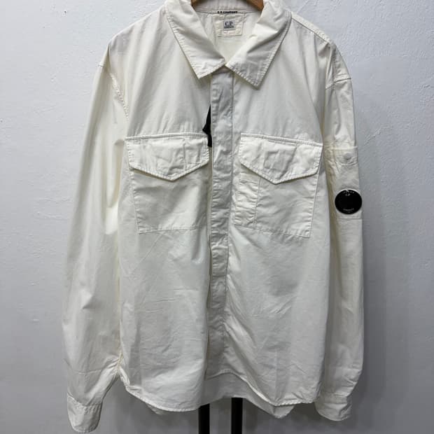정품) CP컴퍼니 렌즈 셔츠형 포켓 자켓 M