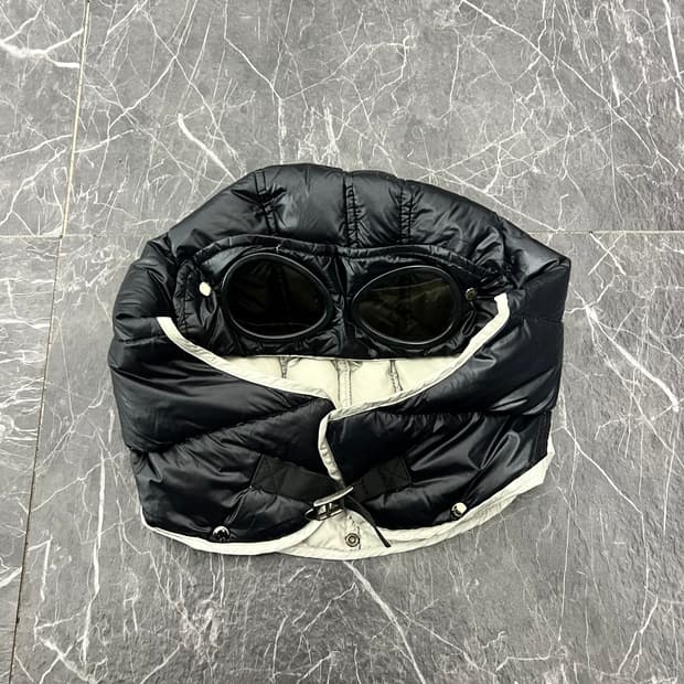 C.P COMPANY 씨피컴퍼니 플랫 나일론 고글 캡