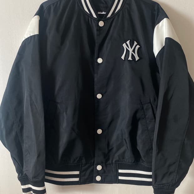 MLB 뉴욕 바시티 블랙 야구 점퍼 m