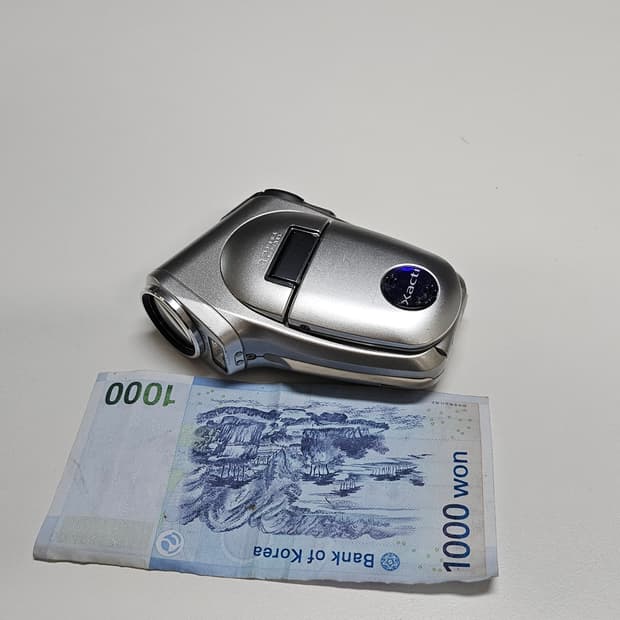 작례O 세계 최초 포켓 캠코더 작티 c1 핸디캠 무비카메라 비디오카메라