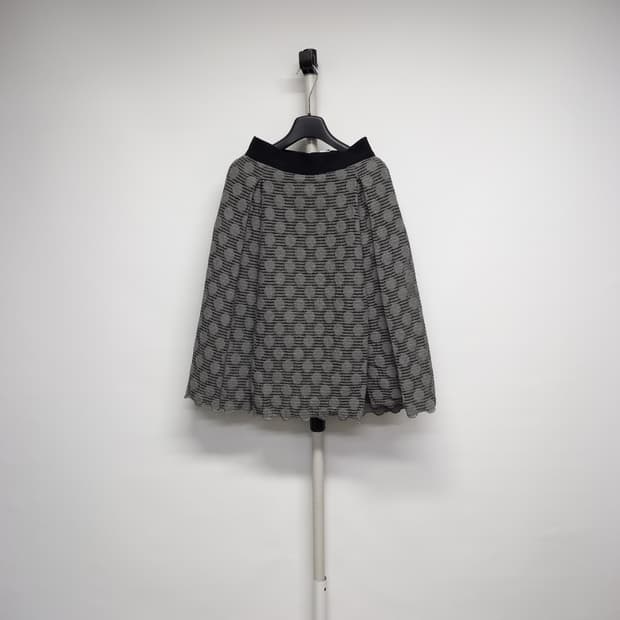 마인 MINE 춘추동 플레어 스커트 44