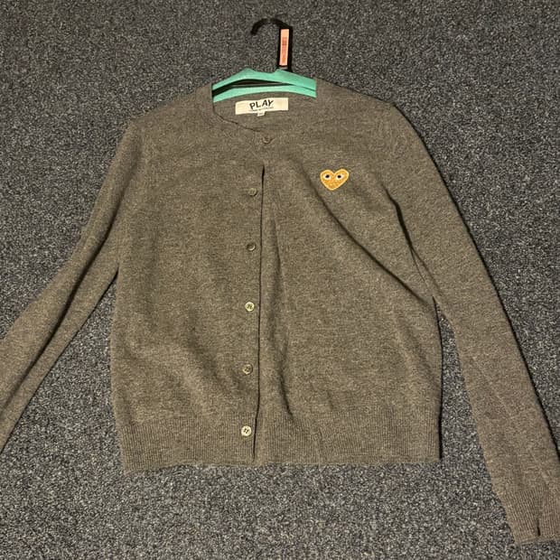 꼼데가르송 골드 와펜 가디건