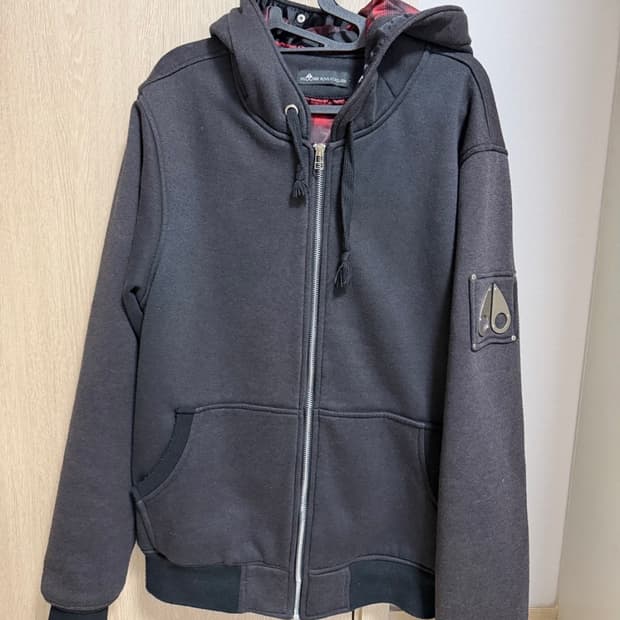 무스너클 버니스웨터 후드집업