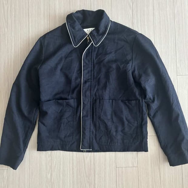 마르니 파이핑 크롭 집업 자켓