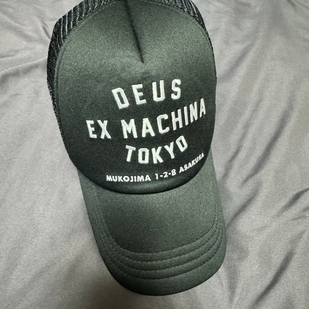 데우스 도쿄 모자 텍 제거 새상품