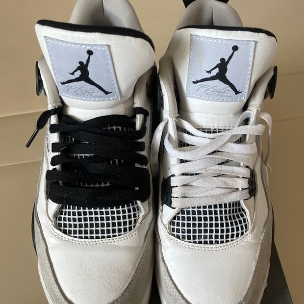 나이키 에어 조던 4 레트로 화이트/블랙 280mm