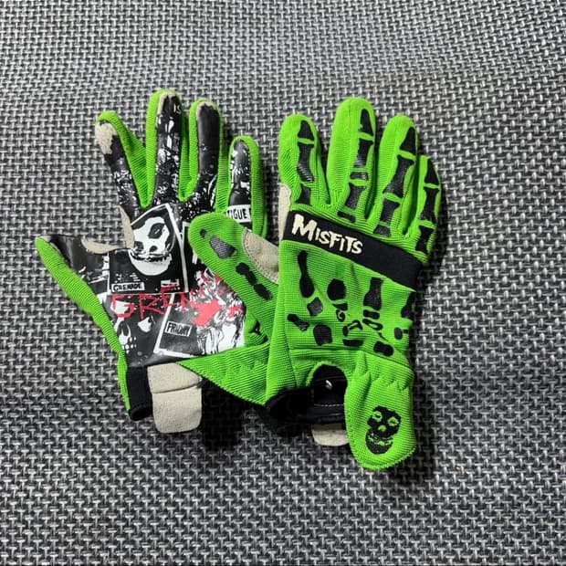 Misifits 바이크 글러브