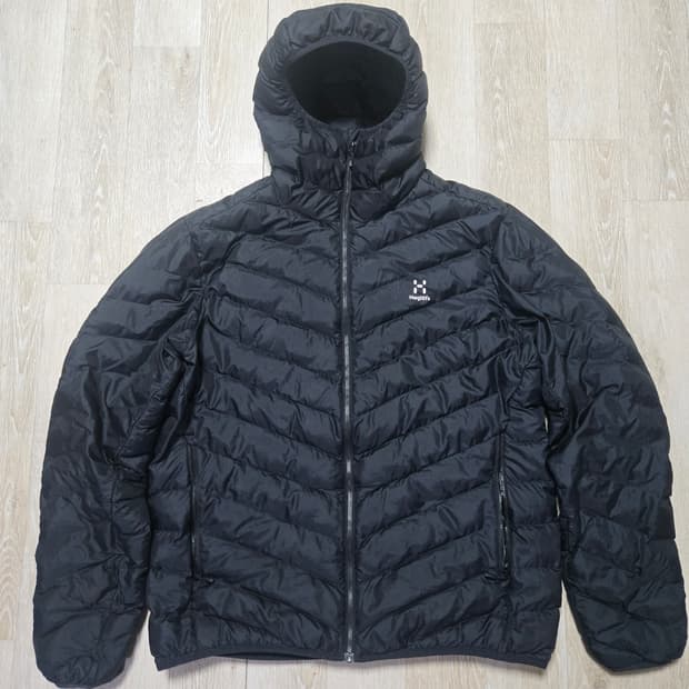 하그로프스 경량패딩