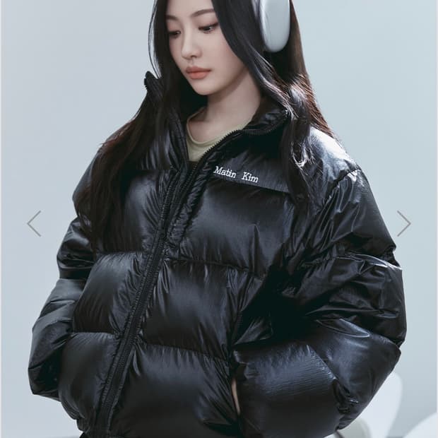 스몰로고볼륨다운패딩 블랙 닝닝패딩