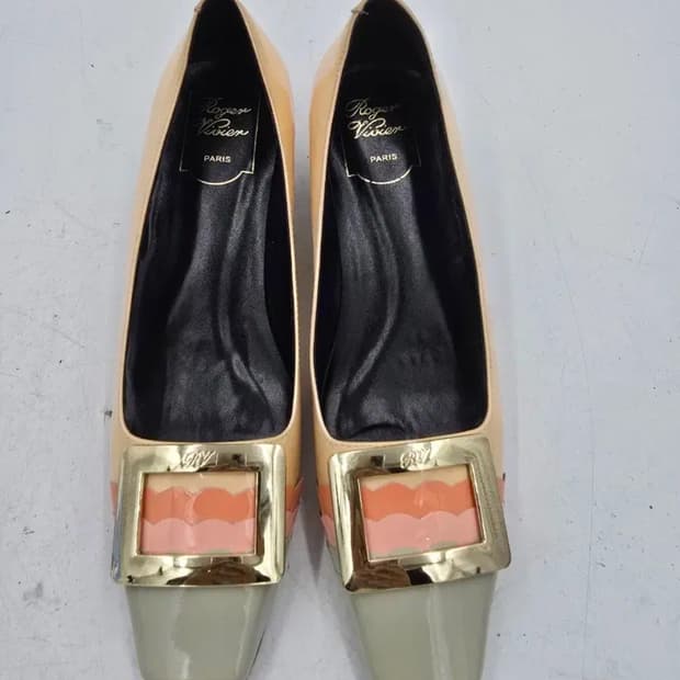 정품 로저비비에 여성구두 39 (250)