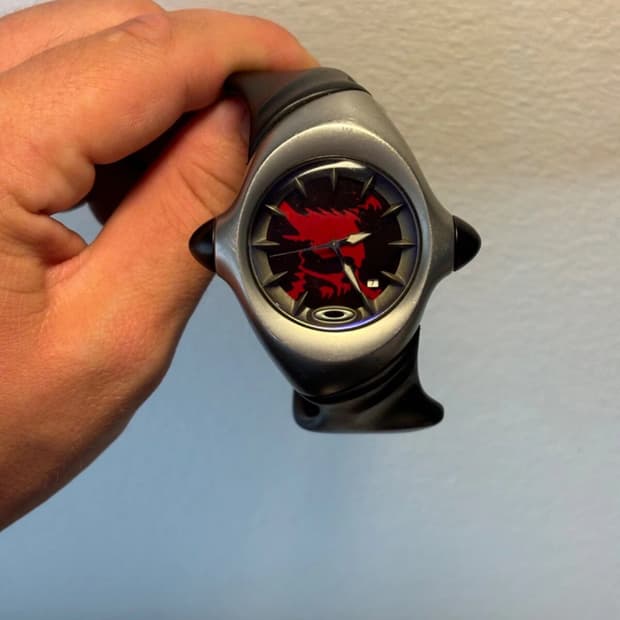 오클리 시계 Oakley Crush Skull Watch