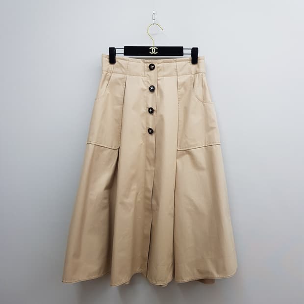 한섬 마인 2024 코튼 A라인 버튼 스커트 67-98사이즈