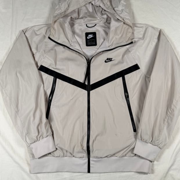 나이키 테크팩 바람막이 후드 집업 자켓