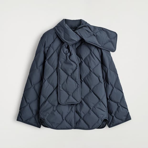 COS 스카프 디테일 퀼티드 라이너 재킷 / 퀼팅자켓