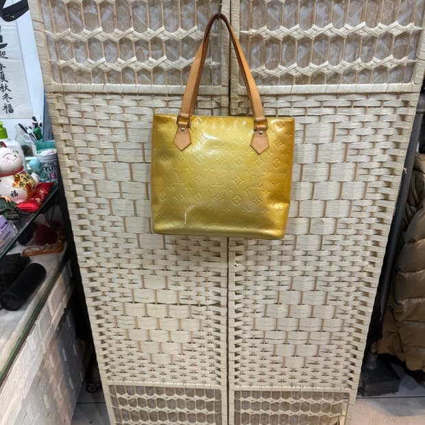 정품 루이비통 베르니 토트백 팝니다