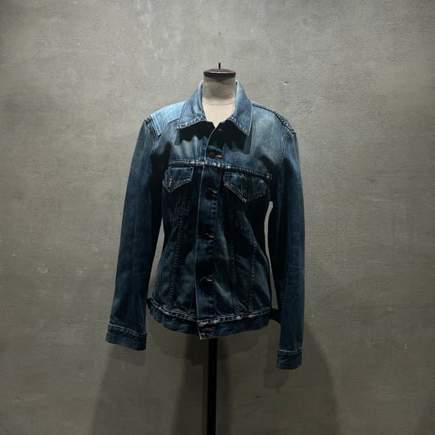 Levi's 70599 J07302