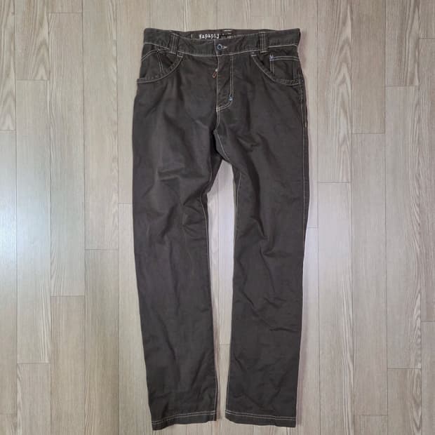 나파피리 브라운 스티치 스트레이트 핏 코튼 팬츠