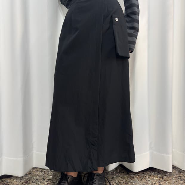 pocket wrap long skirt