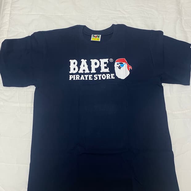 베이프 SS티셔츠