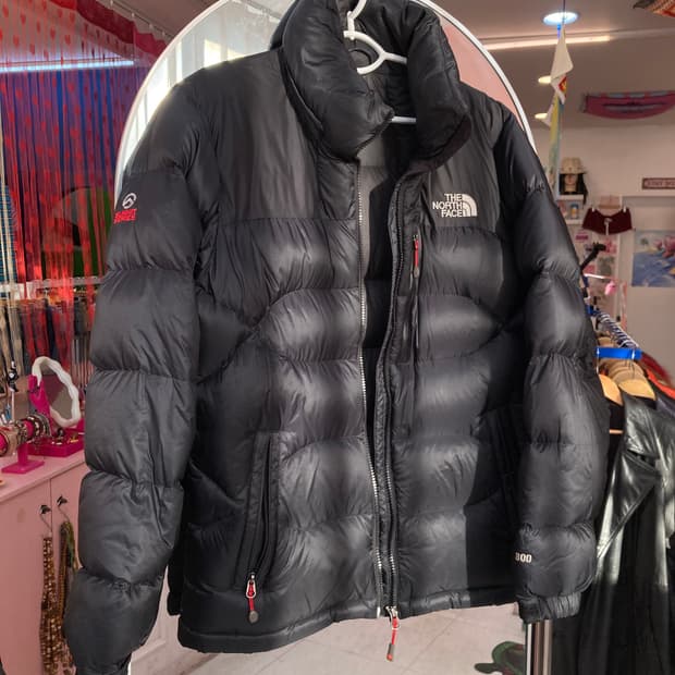 노스페이스 THENORTHFACE 블랙 숏패딩