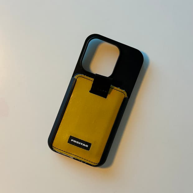 프라이탁 14PRO 아이폰 케이스
