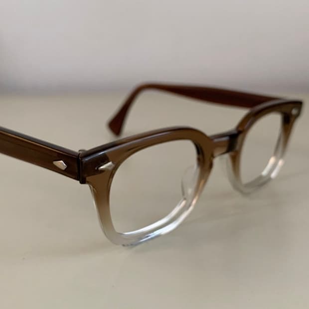 70s 아메리칸 옵티컬 브라운 44-24