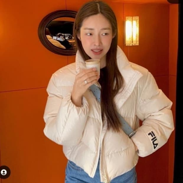 정가 21만 휠라 밀라노다운 패딩 한소희차정원 착용