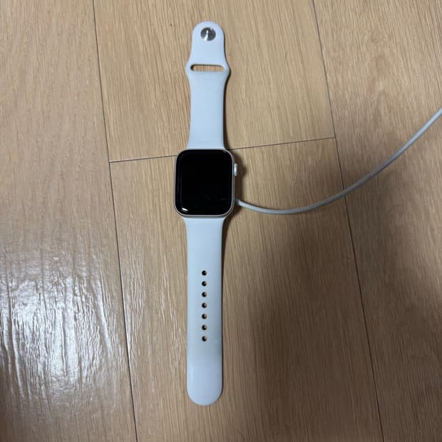 애플워치5 44mm gps 화이트