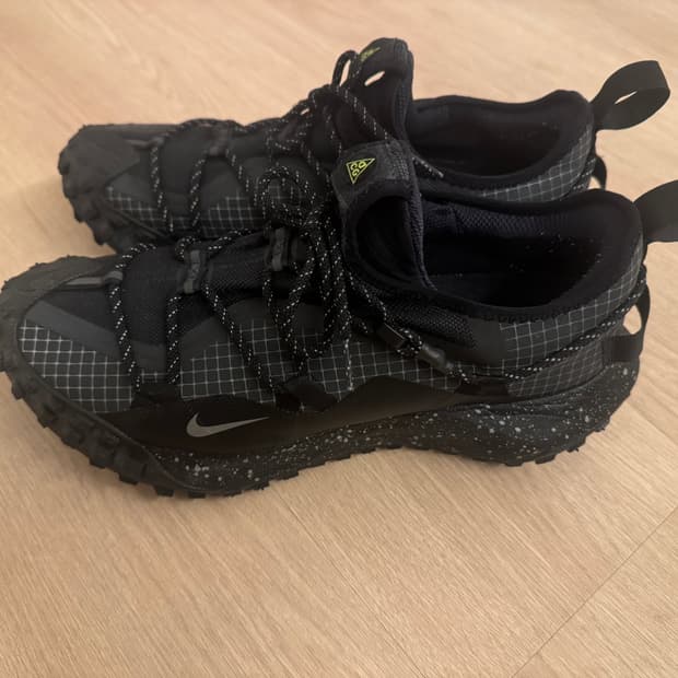 마운틴플라이 로우 고어텍스 다크 스모크 그레이