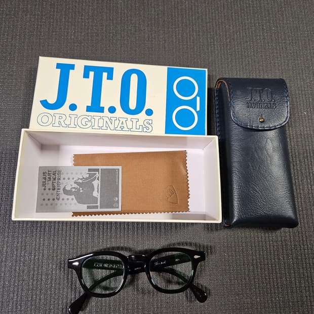 JTO 줄리어스 타르트옵티컬 ar 블랙 44 24  안경 풀세트