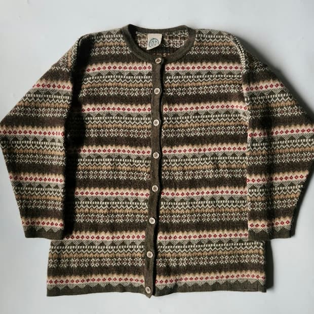 캐나다 노르딕 라운드넥 울 가디건 nordic wool cardigan