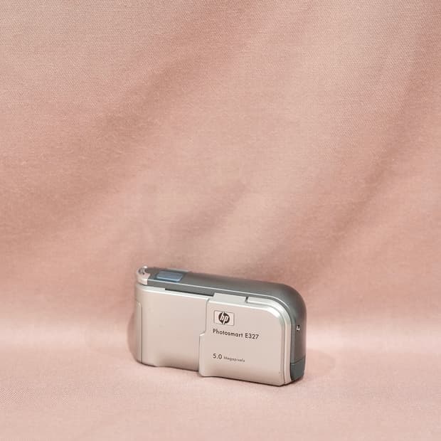 HP photosmart E327