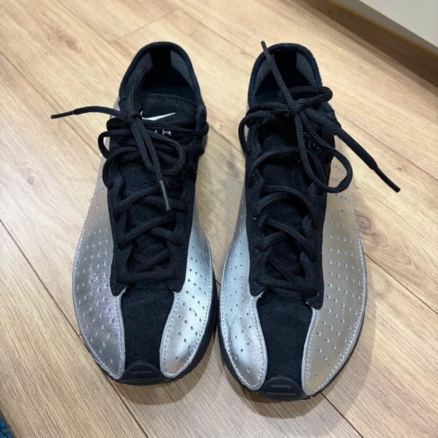 나이키 에어 슈퍼플라이 메탈릭실버