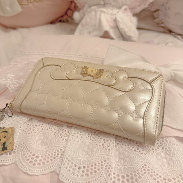 리즈리사 하트퀄팅 금장 장지갑 라떼갸루 히메카지 핀터깔 y2k 리본