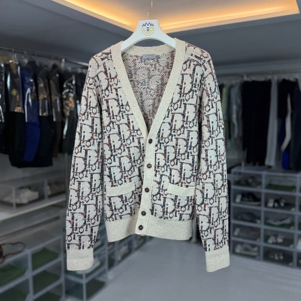 [리오브] 디올 오블리크 자카드 울 가디건