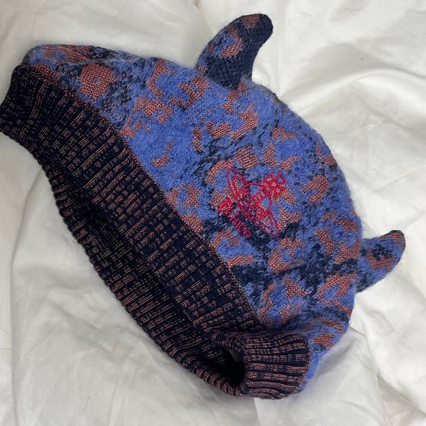 비비안웨스트 x 팔라스