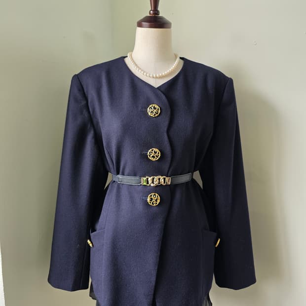 네이비 금장 단추 유니크 자켓