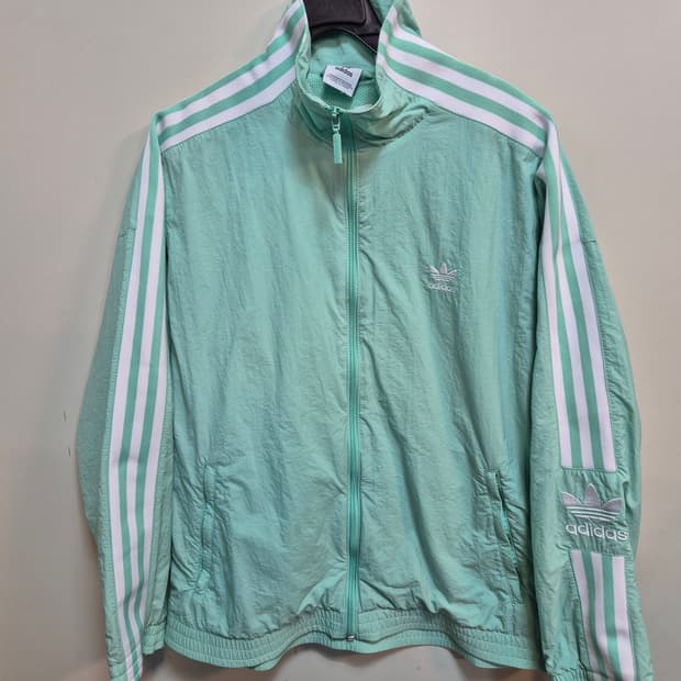 아디다스 민트 바람막이