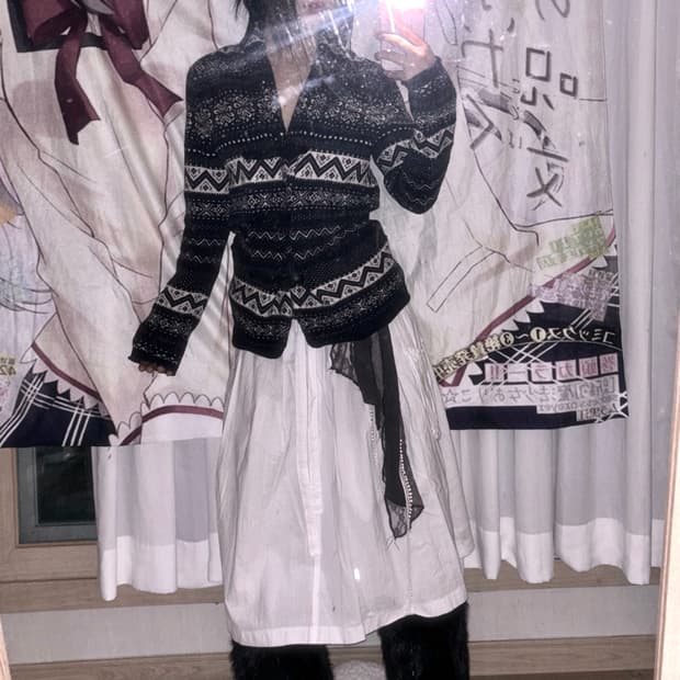 노르딕 떡볶이 가디건