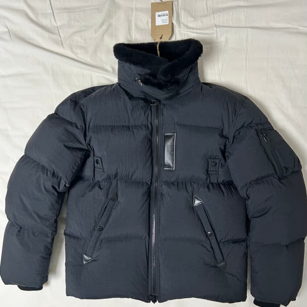 새상품 이스트로그 플라이트 봄버 다운 점퍼 S